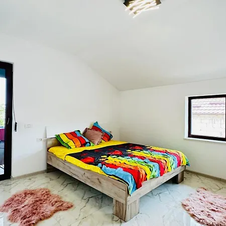 Casa Alex Lumina